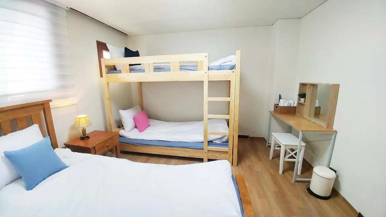 Dolma Hongdae Hotel Seoul 2*,  Sydkorea